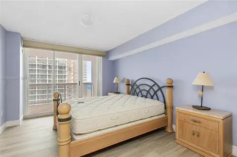 Undisclosed, Sunny Isles Beach, FL 33160