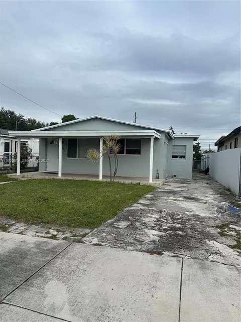 331 W 17th St, Hialeah, FL 33010