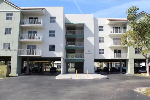8260 SW 210th St #311, Cutler Bay, FL 33189