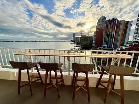 200 SE 15th Rd #15C, Miami, FL 33129