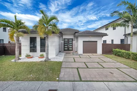 15877 SW 136th Way, Miami, FL 33196