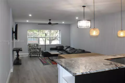 6731 Cypress Rd #205, Plantation, FL 33317