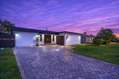 10631 NW 28th St, Sunrise, FL 33322