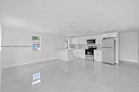655 SW 5th St, Homestead, FL 33030