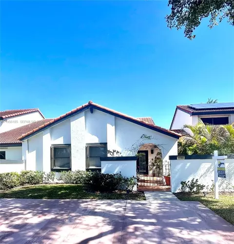 17355 NW 66th Ct, Hialeah, FL 33015
