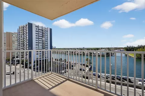 1401 S Ocean Dr #701, Hollywood, FL 33019