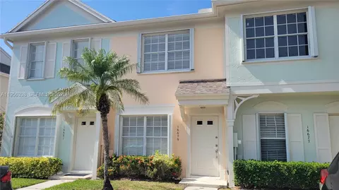 16679 Hemingway Dr, Weston, FL 33326