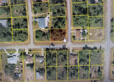 176 Blakely Ave S, Lehigh Acres, FL 33974