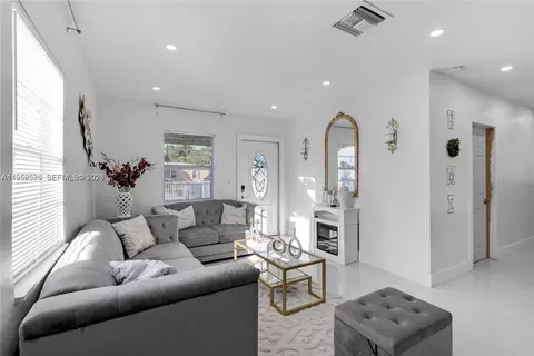 Other - 174 E 40th St, Hialeah, FL 33013 photo 4 of 9
