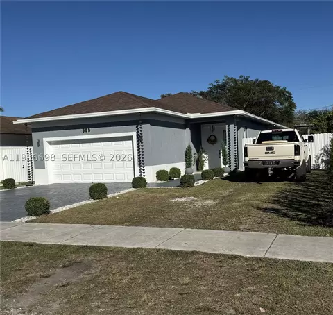 885 NE 3rd Ave, Homestead, FL 33030