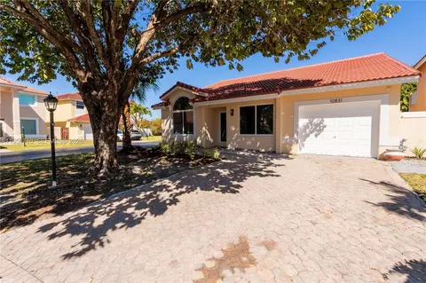 10831 SW 152nd Ct, Miami, FL 33196