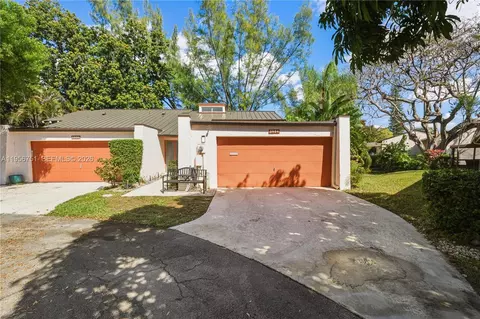 3404 Cherry Garden Cir #154, Lauderhill, FL 33319
