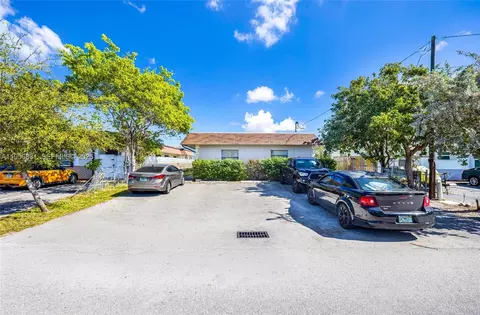240 SE 9th Ave, Pompano Beach, FL 33060