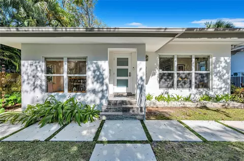 3535 W Glencoe St, Miami, FL 33133
