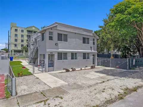 600 NW 25th Ct, Miami, FL 33125