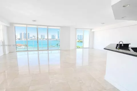 3301 NE 183rd St #801, Aventura, FL 33160