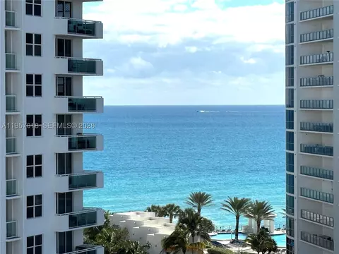 3000 S Ocean Dr #1006, Hollywood, FL 33019