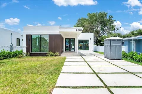 2661 Johnson St, Hollywood, FL 33020