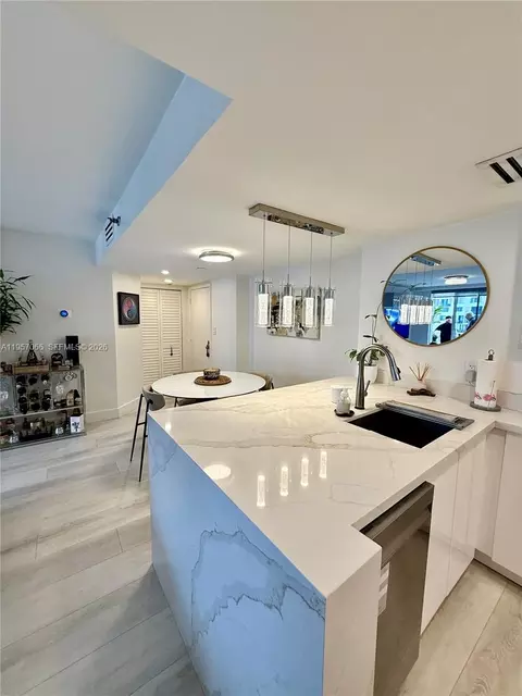 770 Claughton Island Dr #1503, Miami, FL 33131