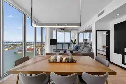 888 Biscayne Blvd #5508, Miami, FL 33132