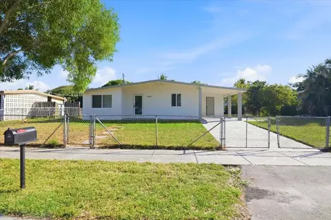 1400 NE 43rd Ct, Pompano Beach, FL 33064