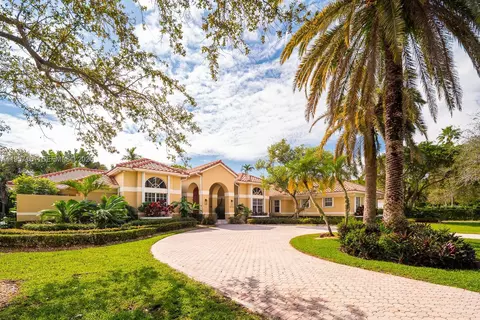 5770 SW 128th St, Pinecrest, FL 33156