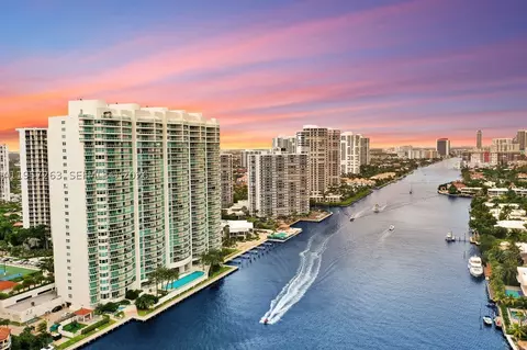 20201 E Country Club Dr #1808, Aventura, FL 33180