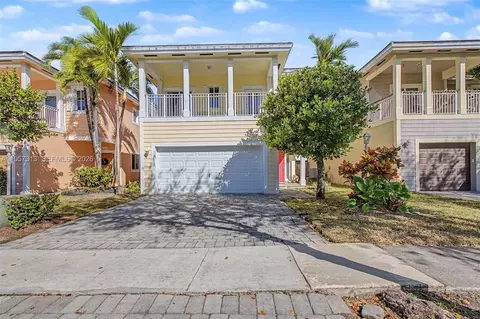 3367 NE 3rd Dr, Homestead, FL 33033