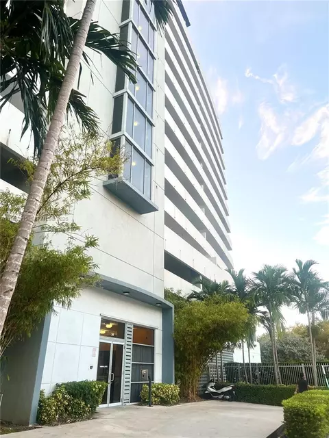 36 NW 6th Ave #TS-1, Miami, FL 33128