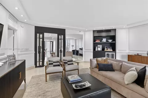 7000 Island Blvd #1109, Aventura, FL 33160