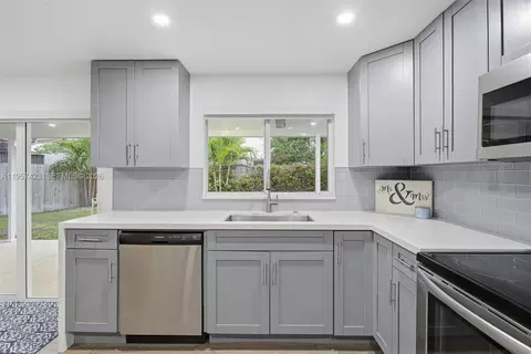 Kitchen - 941 E 16th Pl, Hialeah, FL 33010 photo 2 of 3