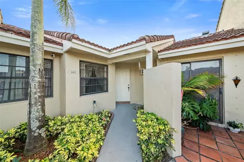 6442 NW 170th Ter, Hialeah, FL 33015