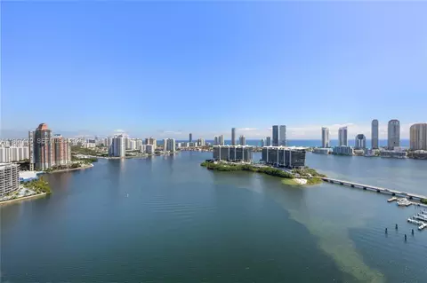 3201 NE 183rd St #2906, Aventura, FL 33160