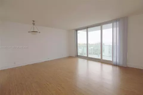 1000 West Ave #906, Miami Beach, FL 33139