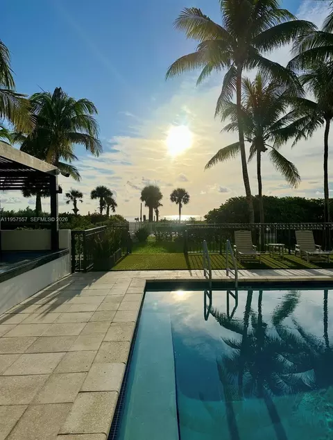 5845 Collins Ave #106, Miami Beach, FL 33140