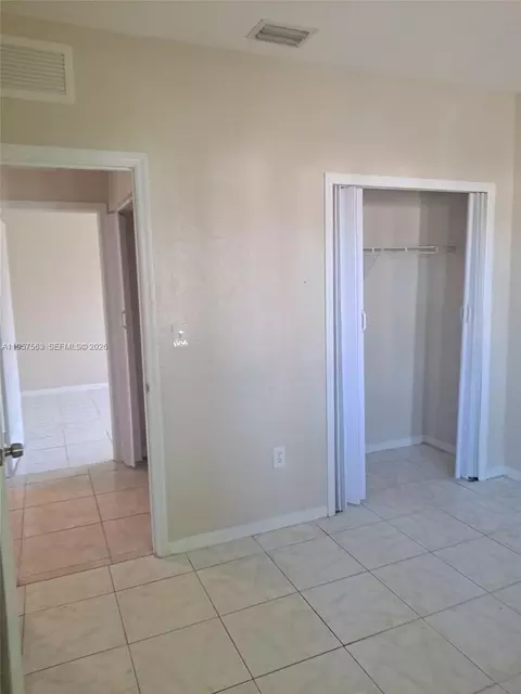 Bedroom - 10136 E Hibiscus St, Palmetto Bay, FL 33157 photo 1 of 2