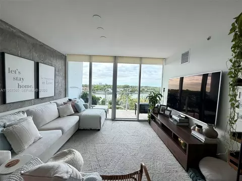 6305 Indian Creek Dr #6B, Miami Beach, FL 33141