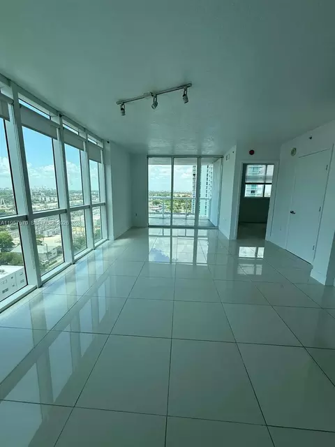 1871 NW S River Dr #1503, Miami, FL 33125