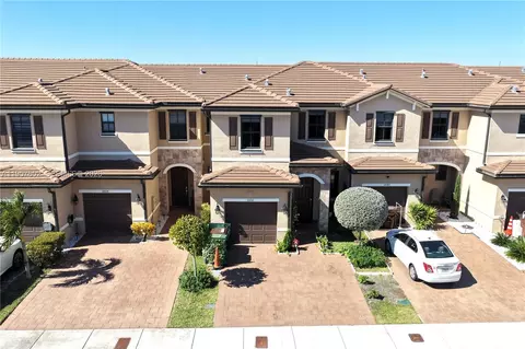 Other - 11032 W 33rd Way, Hialeah, FL 33018 photo 5 of 10