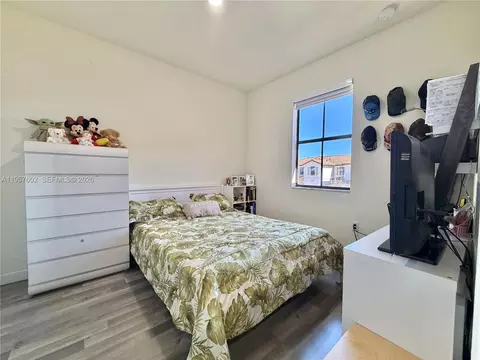 Bedroom - 11032 W 33rd Way, Hialeah, FL 33018 photo 3 of 4