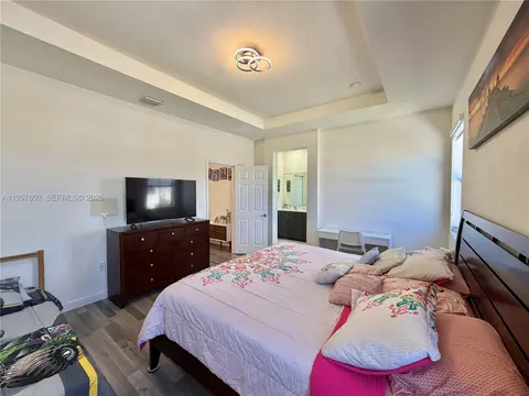 Bedroom - 11032 W 33rd Way, Hialeah, FL 33018 photo 2 of 4