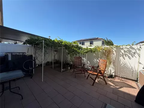 Exterior - 11032 W 33rd Way, Hialeah, FL 33018 photo 2 of 6