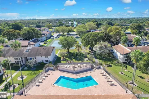 452 N Laurel Dr #1503, Margate, FL 33063 photo 7