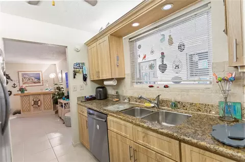 452 N Laurel Dr #1503, Margate, FL 33063 photo 11