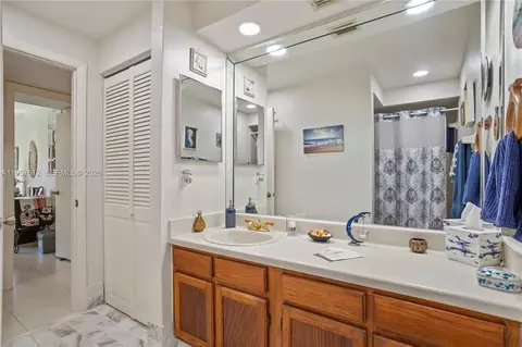 452 N Laurel Dr #1503, Margate, FL 33063 photo 31