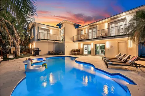 2532 SE 13th St, Pompano Beach, FL 33062