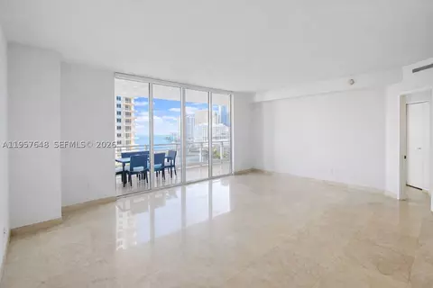 901 Brickell Key Blvd #1603, Miami, FL 33131