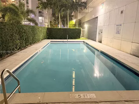 36 NW 6th Ave #601, Miami, FL 33128
