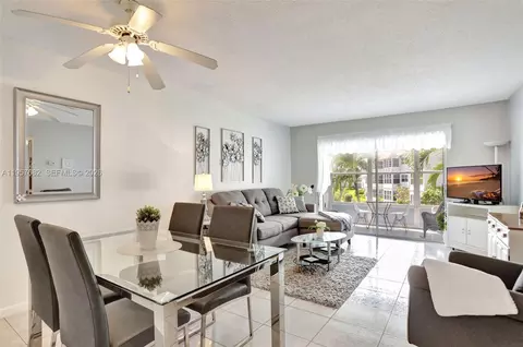 3501 NW 47th Ave #516, Lauderdale Lakes, FL 33319