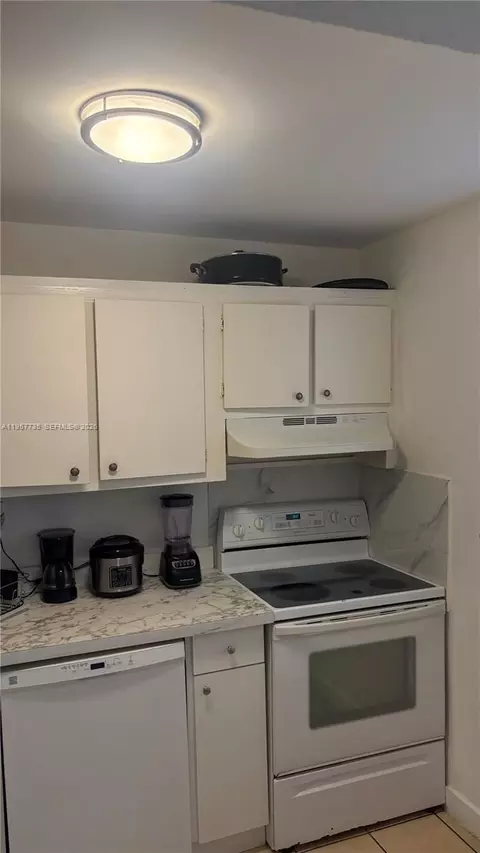 17255 SW 95th Ave #132, Palmetto Bay, FL 33157